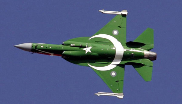 பாகிஸ்தானிடமிருந்து தண்டர் விமானத்தை வாங்கும் இலங்கை