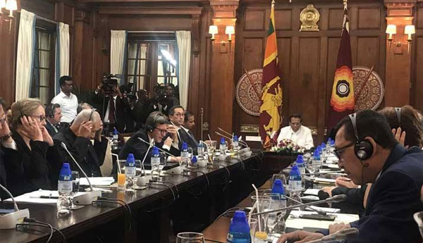 ஜனாதிபதி, தூதுவர்களுக்கும் – உயர் ஆணையாளர்களுக்கு தெளிவுபடுத்தினார்…