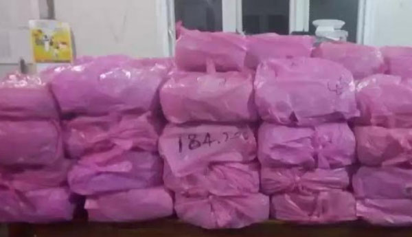 1 கோடிக்கும் அதிக பெறுமதியுடைய கேரள கஞ்சாவுடன் ஒருவர் கைது…