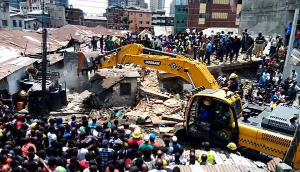 பாடசாலை கட்டடம் இடிந்து வீழ்ந்ததில் 10 பேர் உயிரிழப்பு…