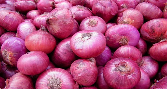 இறக்குமதி செய்யப்படும் பெரிய வெங்காயம்