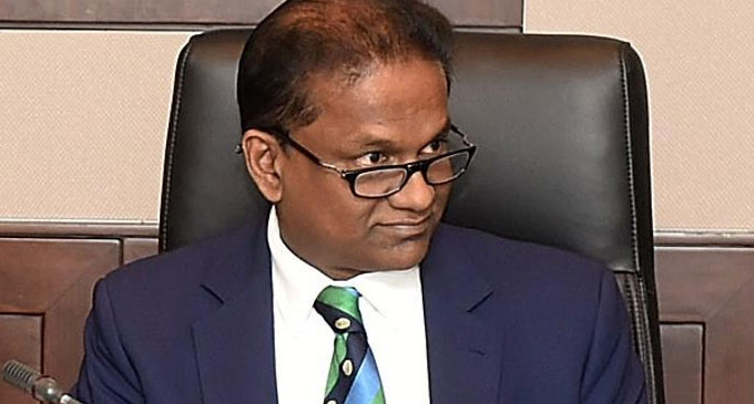 பாராளுமன்றில் திலங்கவுக்கு எதிர்ப்பு பாராளுமன்றில் திலங்கவுக்கு எதிர்ப்பு