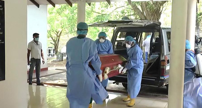 கொரோனாவால் பலியான 3 ஆவது நபரின் இறுதி சடங்கு நிறைவு
