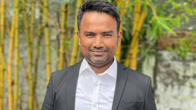 TMVP கட்சியின் உறுப்பினர்களிற்கு, பணம் வழங்கி உதவி செய்த மைத்திரிபால மற்றும் கோட்டா – அம்பலப்படுத்தும் ஆசாத் மௌலானா..! TMVP கட்சியின் உறுப்பினர்களிற்கு, பணம் வழங்கி உதவி செய்த மைத்திரிபால மற்றும் கோட்டா – அம்பலப்படுத்தும் ஆசாத் மௌலானா..!