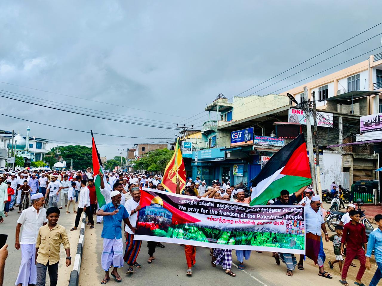 பலஸ்தீன் மக்களுக்கு ஆதரவாக ‘சம்மாந்துறை மக்களின் அழுகை குரல்’ துஆ பிராத்தனை..!