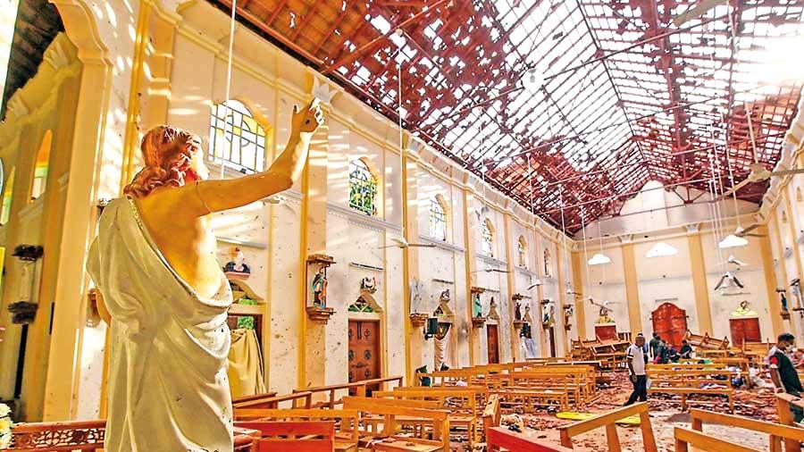 உயிர்த்த ஞாயிறு தாக்குதல்ளுடன் தொடர்புபட்ட சொனிக் சொனிக் – அபுஹிந் யார்? நீதிக்கான தேசிய கத்தோலிக்க குழு ஜனாதிபதிக்கான கடிதத்தில் கேள்வி? உயிர்த்த ஞாயிறு தாக்குதல்ளுடன் தொடர்புபட்ட சொனிக் சொனிக் – அபுஹிந் யார்? நீதிக்கான தேசிய கத்தோலிக்க குழு ஜனாதிபதிக்கான கடிதத்தில் கேள்வி?