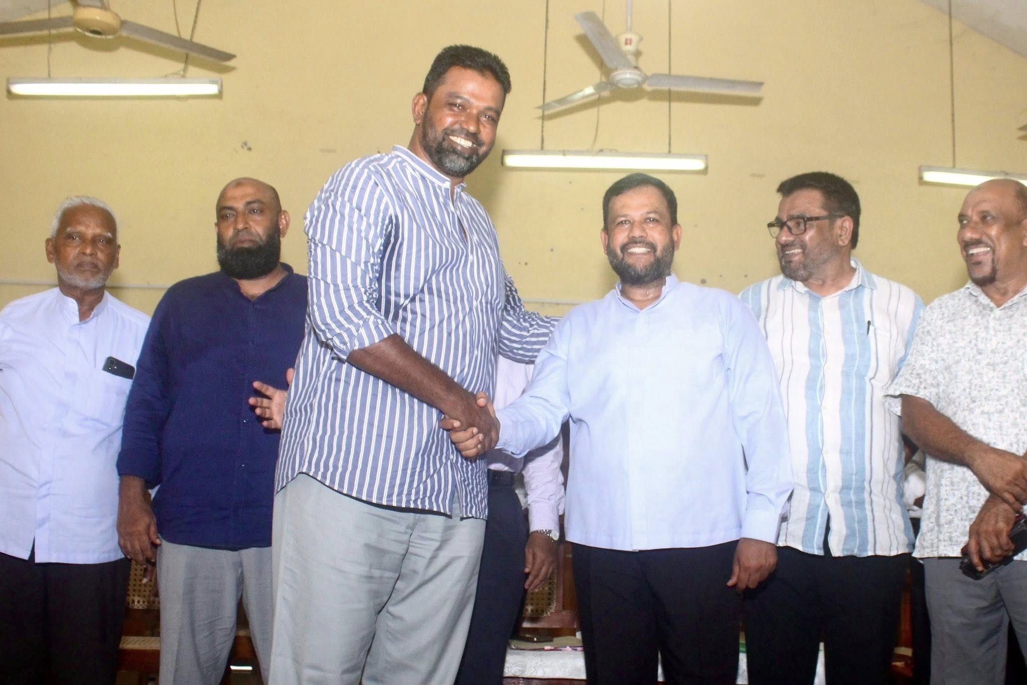 அகில இலங்கை மக்கள் காங்கிரசின் அம்பாறை மாவட்ட உள்ளூராட்சி மன்ற வேட்பாளர்கள், உறுப்பினர்கள் சந்திப்பு அகில இலங்கை மக்கள் காங்கிரசின் அம்பாறை மாவட்ட உள்ளூராட்சி மன்ற வேட்பாளர்கள், உறுப்பினர்கள் சந்திப்பு