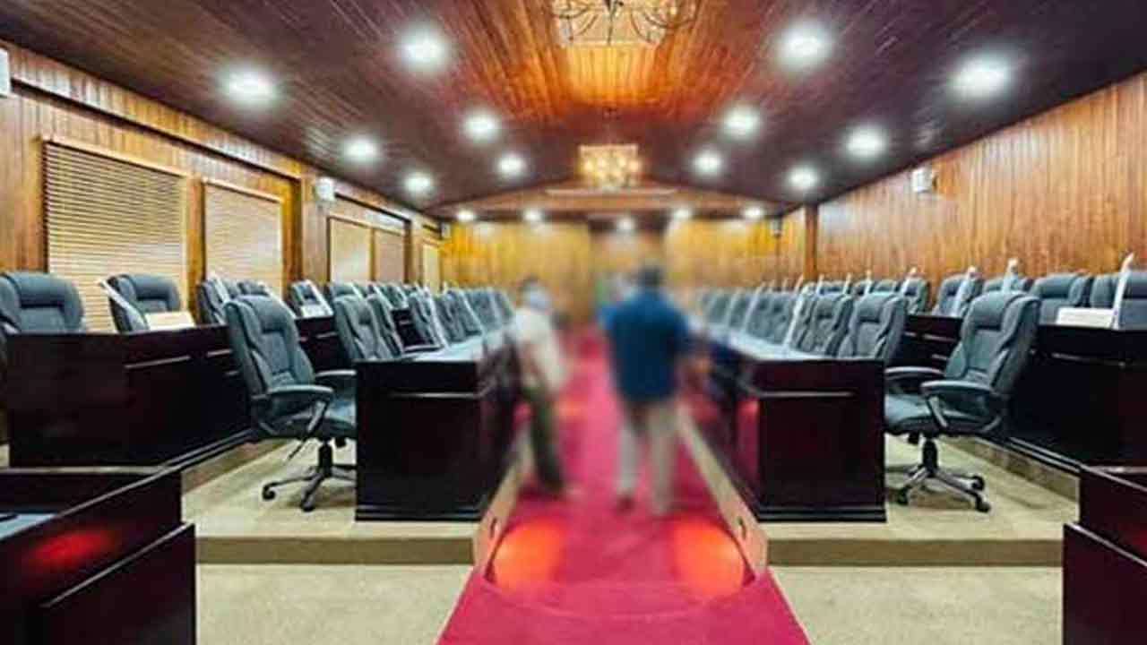 161 உள்ளூராட்சி சபைகளின் பணிகள் இன்று ஆரம்பம் 161 உள்ளூராட்சி சபைகளின் பணிகள் இன்று ஆரம்பம்