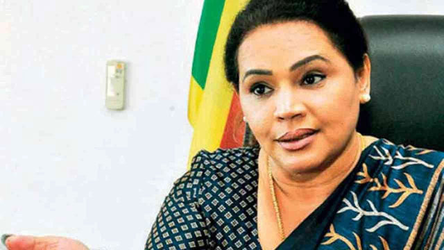 நீதிமன்றில் ஆஜரான டயனாவுக்கு பிணை நீதிமன்றில் ஆஜரான டயனாவுக்கு பிணை